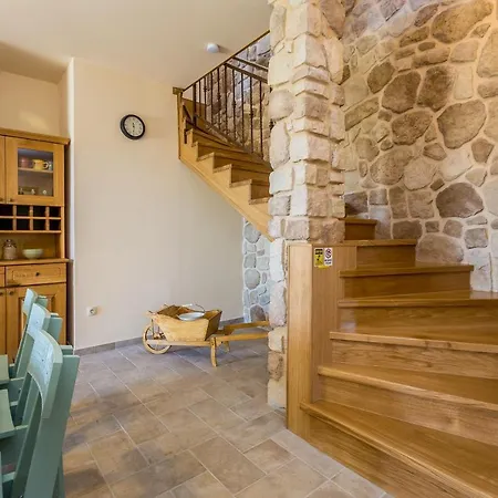 别墅 Rustic Bellamare Linardići